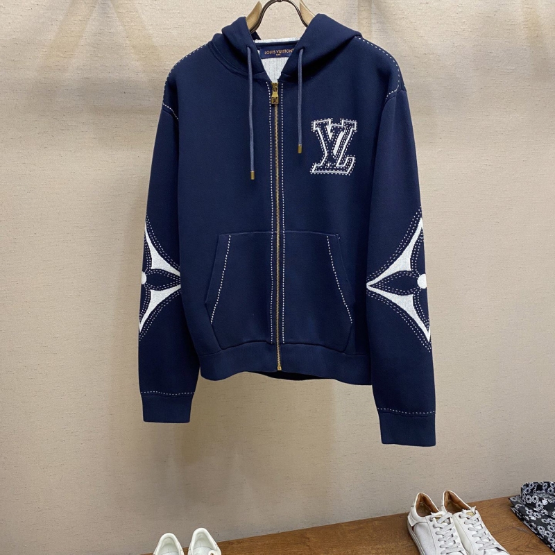 l0vis Vvtt0n outwear